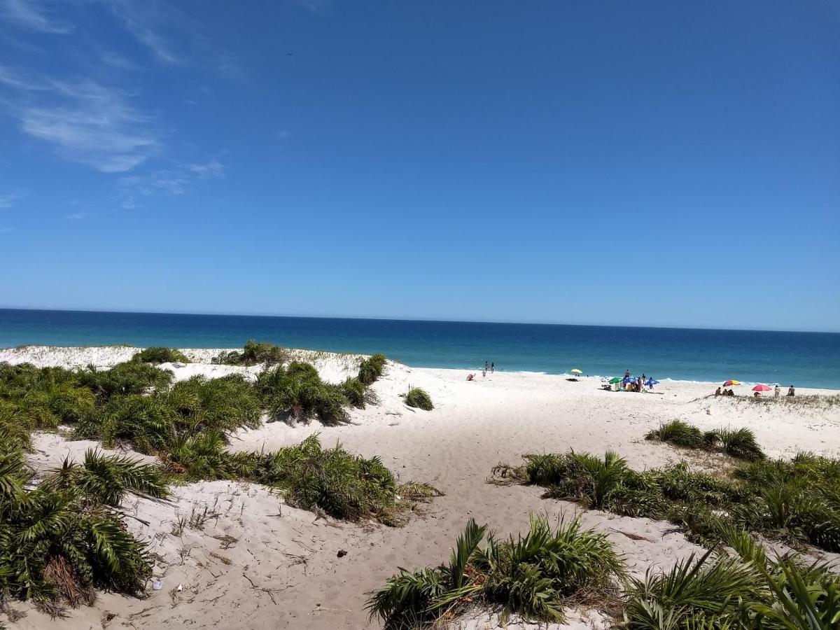 Entre A Praia E A Lagoa Arraial do Cabo Exterior photo